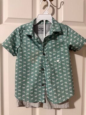 Eddie Bauer Teal Short-Sleeve Button-Up with White Cat Print